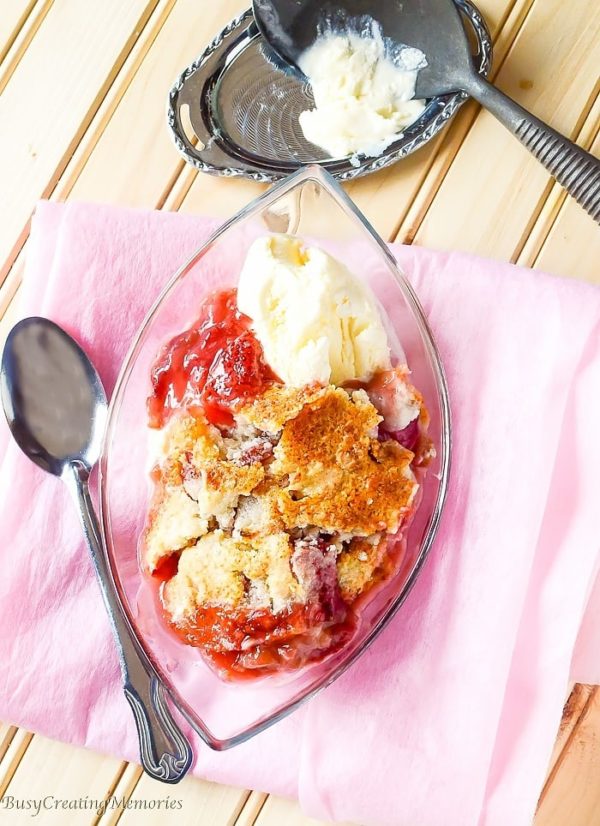Strawberry Rhubarb Dump Cake Recipe