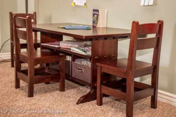 Family workstation picture