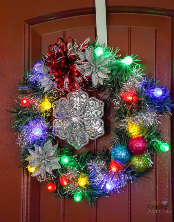 How to make an easy DIY Lighted Christmas Wreath for under 20