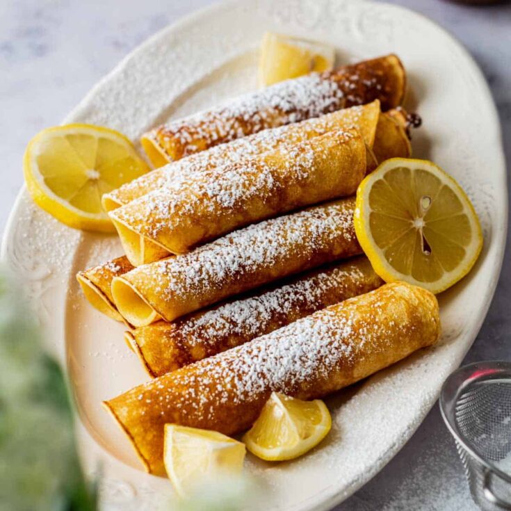 Image for How to make the Queen's favourite pancakes (The Royal Pancake Recipe)